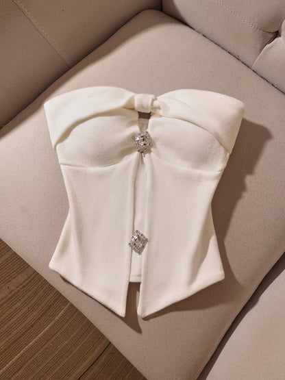 Sweet and spicy girl, high-end, niche, sexy off-shoulder strapless tank top, white rhinestone buckle slim fit trendy top, hot girl style