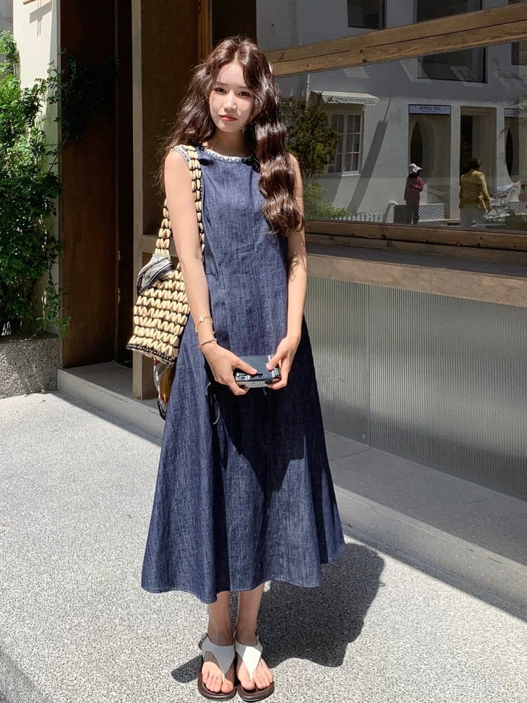Summer thin denim vest dress for women 2025 new French retro temperament slim unique beautiful long skirt