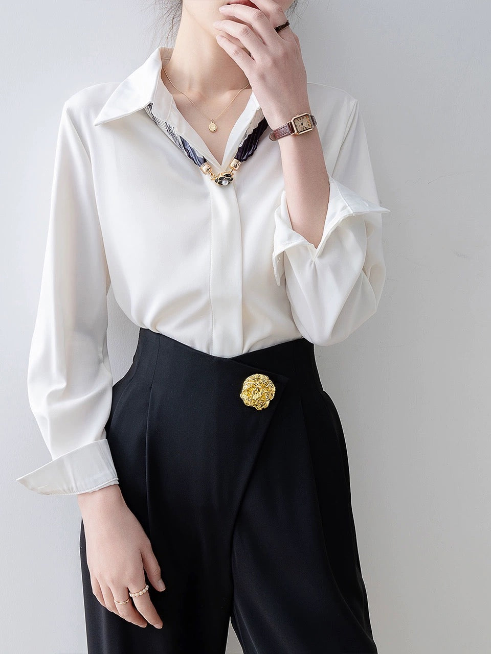 Spring women's 2024 new acetate satin shirt French shirt high-end wear long-sleeved top for small people