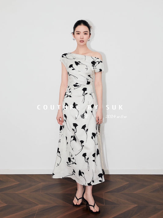 SUK Beautiful lady! 2024 New French Printed Long Skirt Summer White Sloping Shoulder Temperament Dress for Women