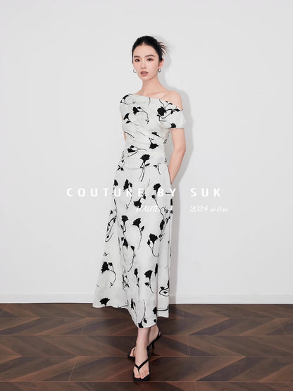 SUK Beautiful lady! 2024 New French Printed Long Skirt Summer White Sloping Shoulder Temperament Dress for Women
