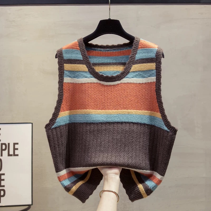 Striped round neck knitted vest vest women 2025 autumn and winter new loose outer wear vest hollow sweater waistcoat trend