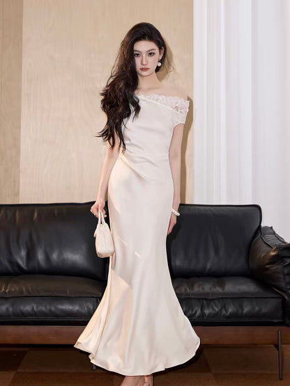 Exquisitely Tailored French Lace and Satin One-Shoulder Maxi Dress – A Sophisticated, Slim-Fit Formal Gown