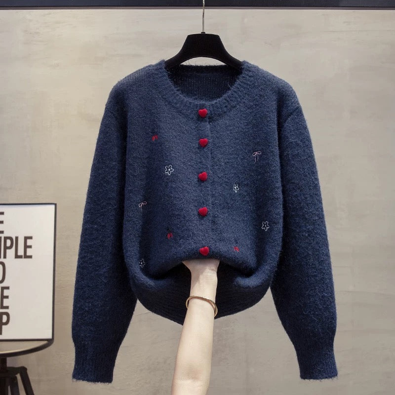 Embroidered round neck sweater jacket women 2025 spring and autumn new loose lazy style outer wear knitted sweater thickened top trend