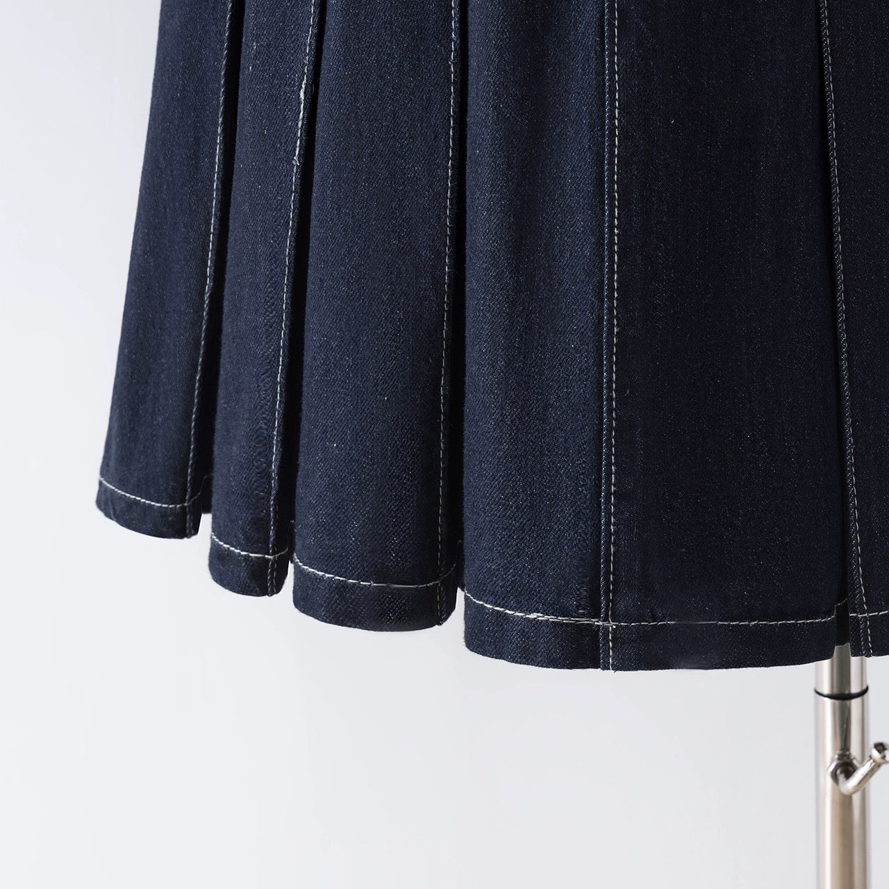 Denim skirt skirt for women summer 2023 new high-waisted pleated skirt small A-line short skirt slimming hip skirt