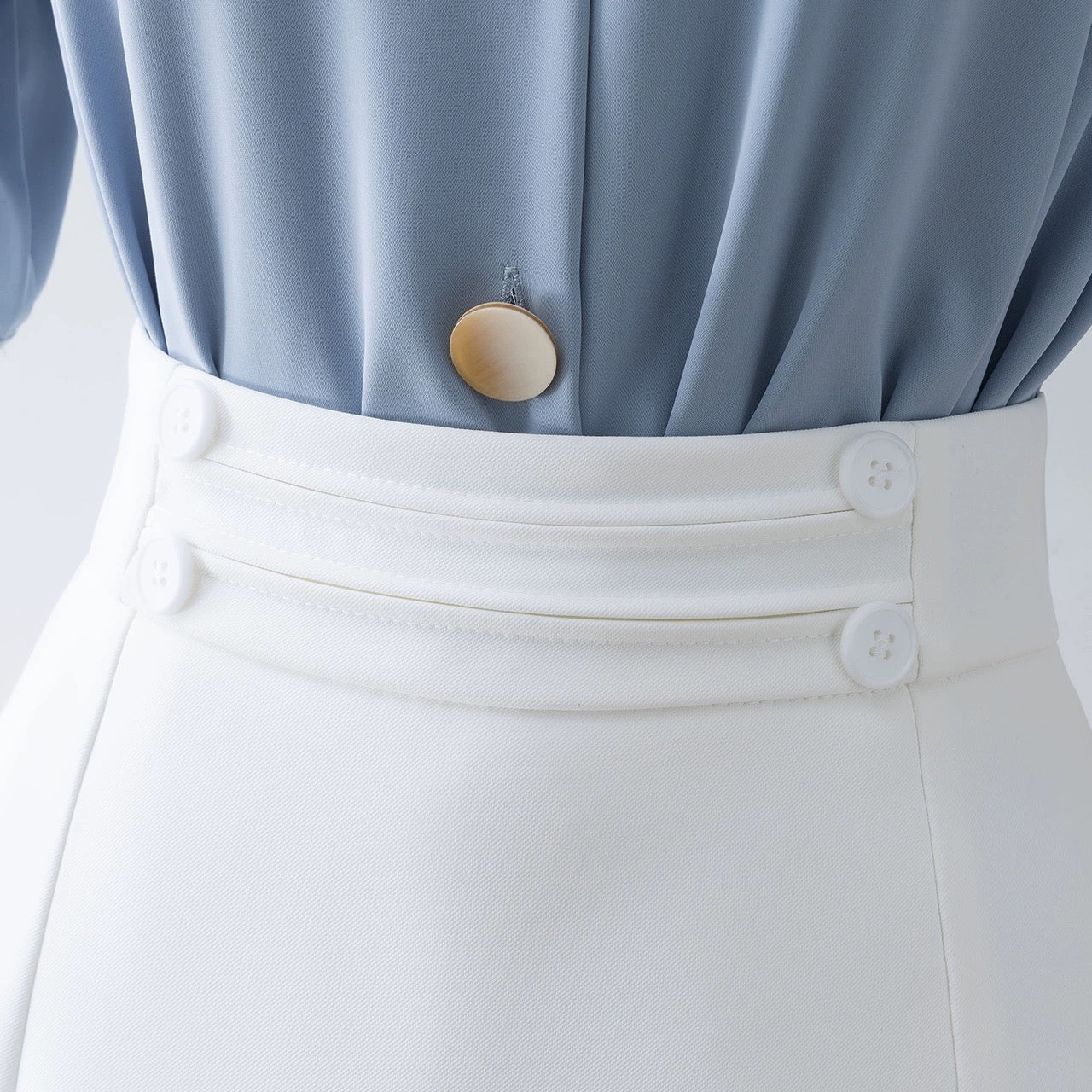 White pants 2023 new high-waist culottes small casual a-line wide-leg suit shorts women's summer slimming