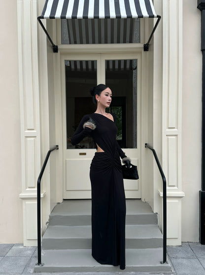 VENUIE Black Sexy Modal Knit Dress with Hollow-out Design, Slimming and Elegant Style, Perfect for Layering with a Long-Sleeved Autumn/Winter Maxi Dress