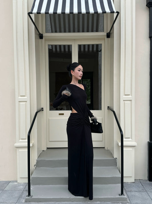 VENUIE Black Sexy Modal Knit Dress with Hollow-out Design, Slimming and Elegant Style, Perfect for Layering with a Long-Sleeved Autumn/Winter Maxi Dress