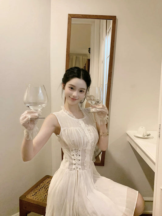 Hotdog is hot! [Jasmine Bookmark] White tie-waist slimming midi dress for women.