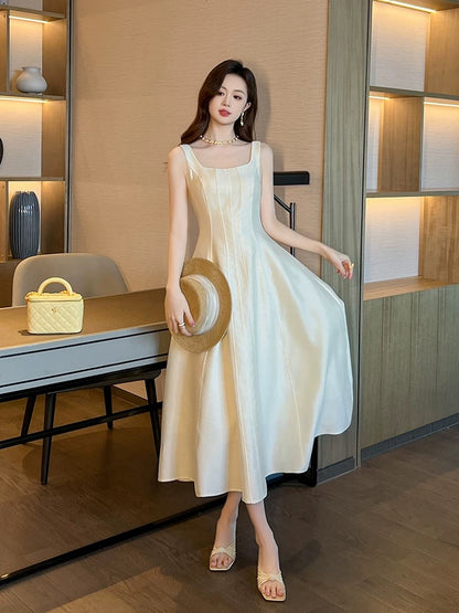 European station unique dress women's dress 2024 new summer style light luxury high-end light mature style dress
