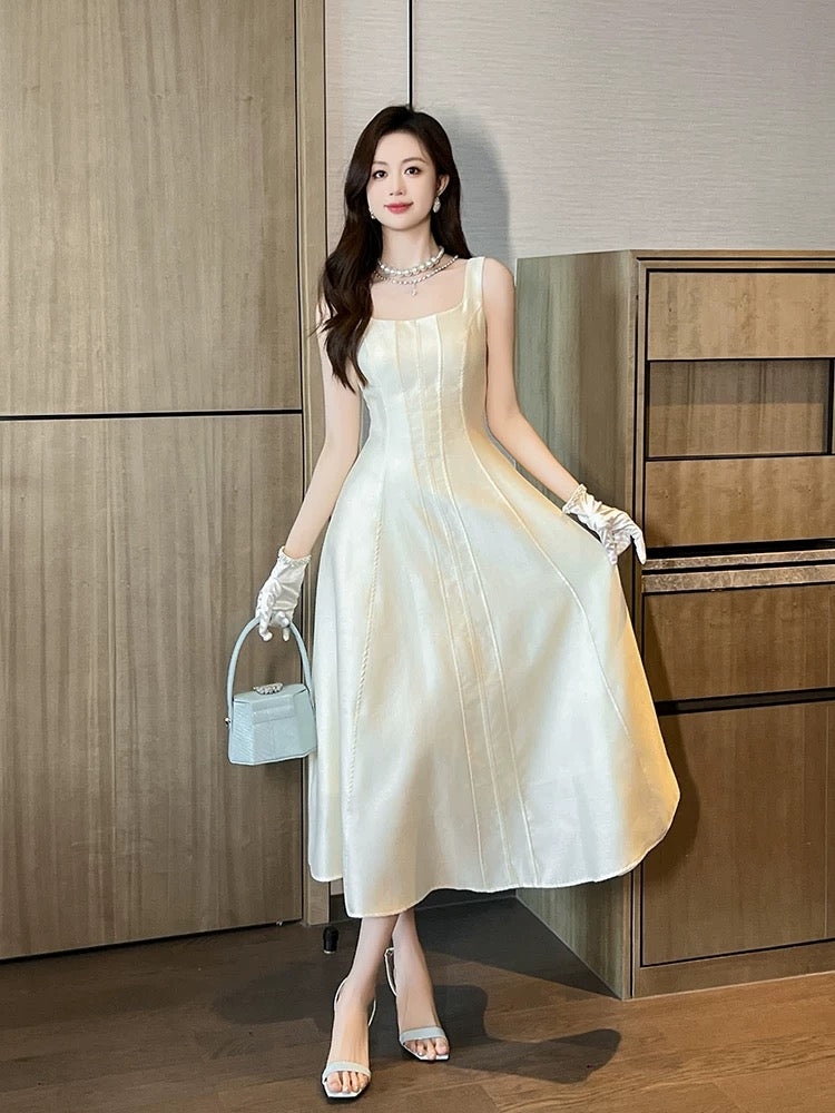 European station unique dress women's dress 2024 new summer style light luxury high-end light mature style dress