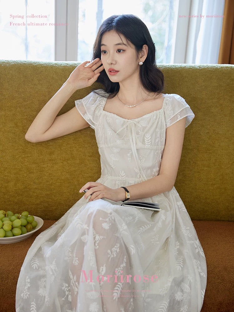 Moriirose white square neck small flying sleeve embroidered dress for women in summer retro high waist slim mid-length skirt