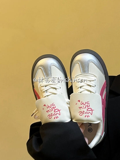 Cream moral training puff shoes for female students, versatile niche casual flat shoes, 2024 spring and summer new women's shoes