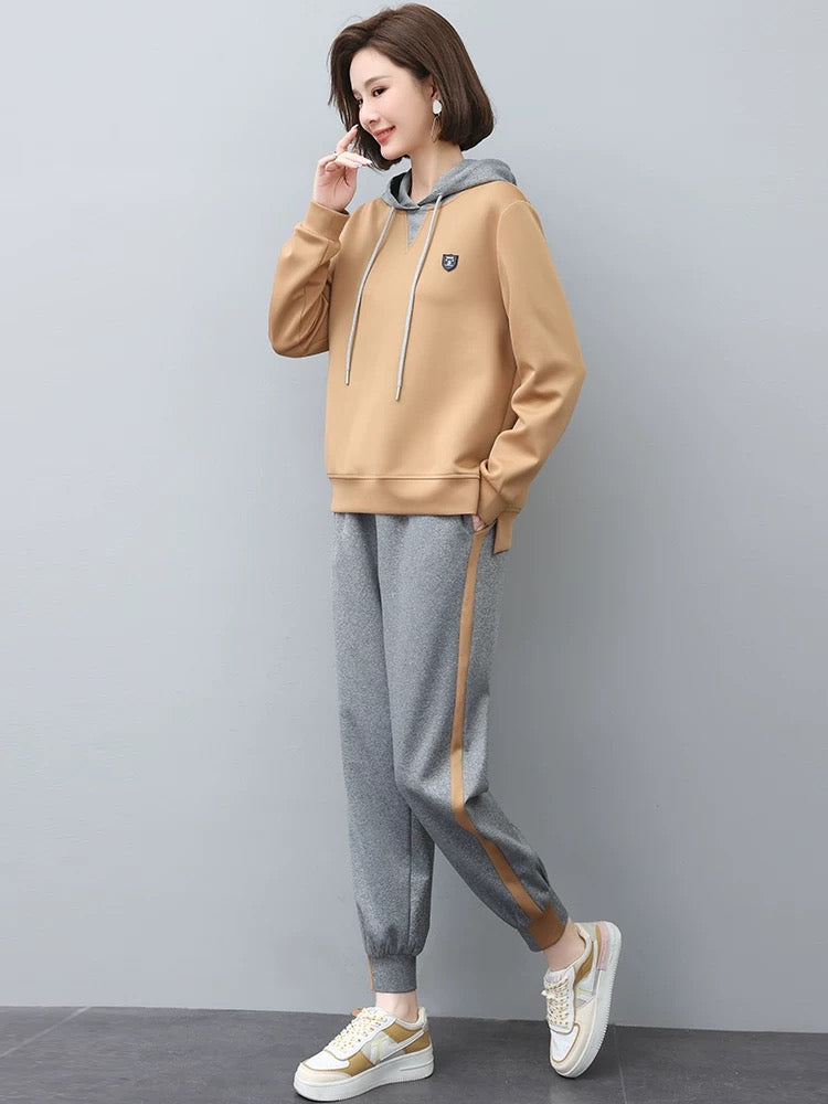 Sports suit for women 2024 new autumn clothing professional fashion small casual casual petite spring and autumn sweatshirt two-piece set