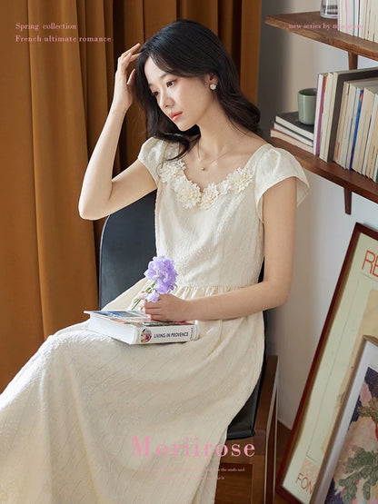 Moriirose beige three-dimensional flower embroidery flying sleeve dress female summer retro high waist slim mid-length skirt