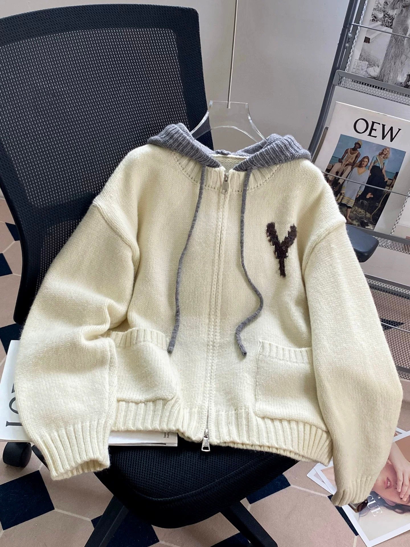 Soft and retro splicing hooded sweater jacket for women autumn and winter loose lazy style knitted cardigan design top
