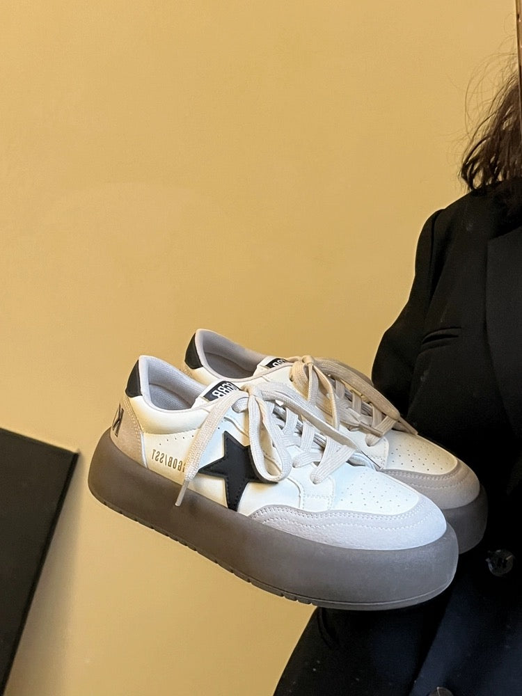 Lin Xiansan 2024 new autumn Korean style star shoes for female students, versatile niche thick-soled sports and leisure sneakers