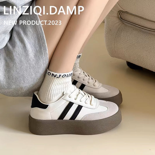 White shoes for women, thick soles, 2024 spring and autumn new Forrest training shoes, versatile casual sneakers, platform lace-up shoes