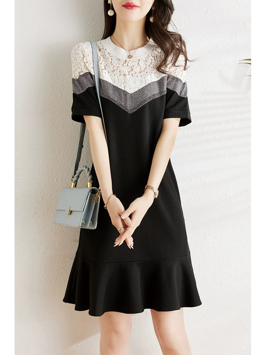 Lace splicing dress for women summer 2024 new fashion loose and belly-covering slimming temperament chic fishtail skirt