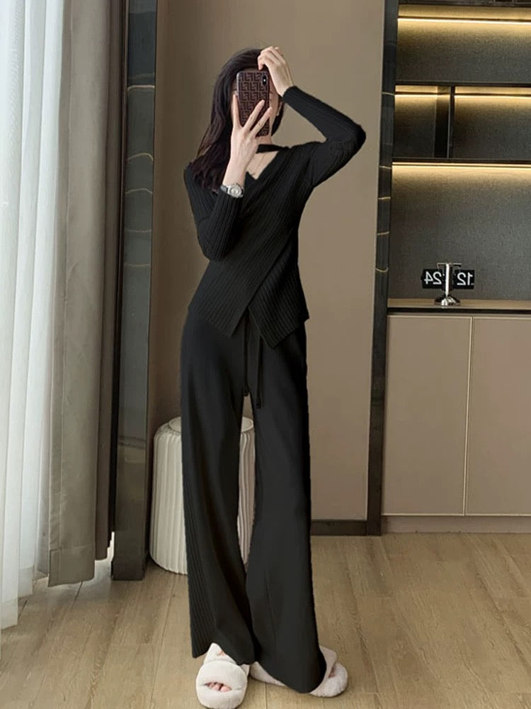 Casual fashion, age-reducing temperament, socialite's slim fit knitted top, sports wide-leg pants two-piece suit, women's autumn style, fashionable