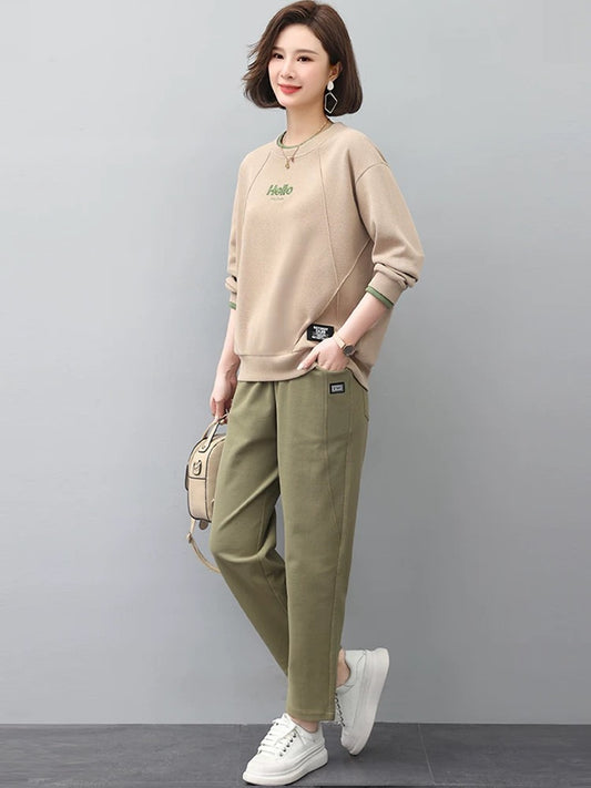 Sweatshirt sports suit for women 2024 new autumn small fashion casual plus size mother's age-reducing two-piece set