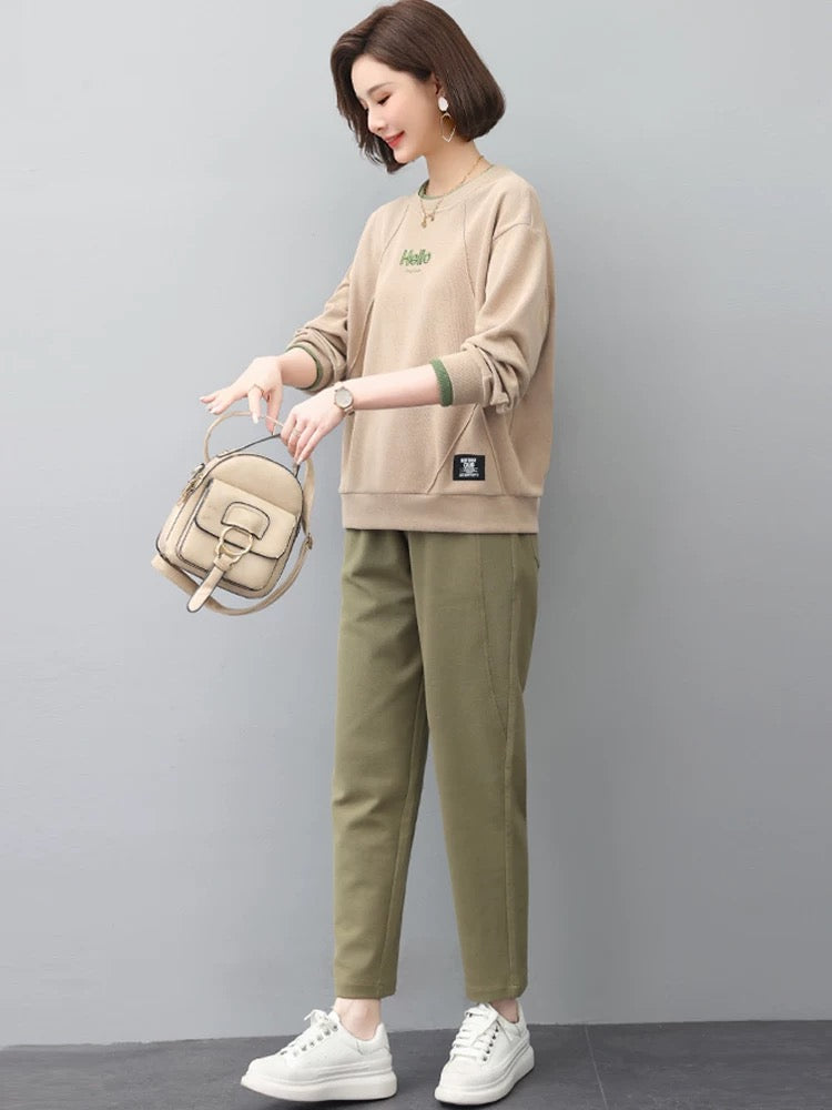 Sweatshirt sports suit for women 2024 new autumn small fashion casual plus size mother's age-reducing two-piece set