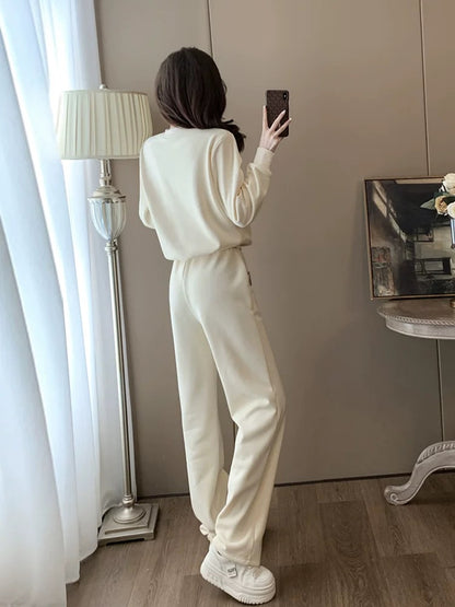 Apricot sports casual suit for women autumn and winter 2024 new fashion internet celebrity hot street plus velvet sweatshirt and pants two-piece set