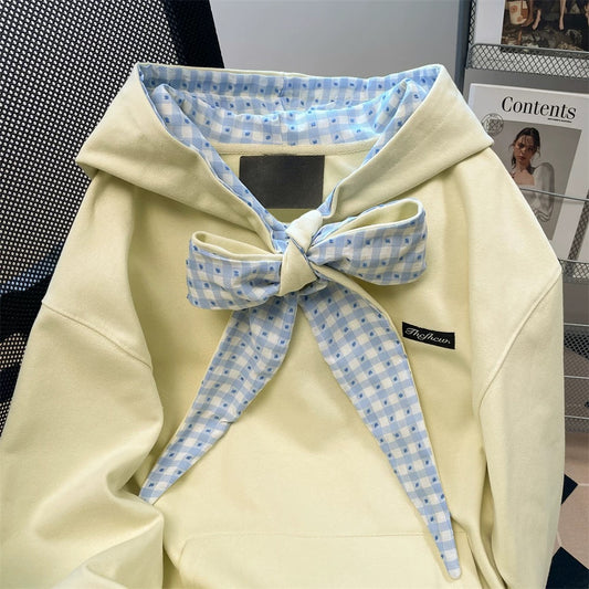 Unique and stylish tie-back bow sweatshirt for women in early autumn and winter wear, high-end contrasting plaid hooded top
