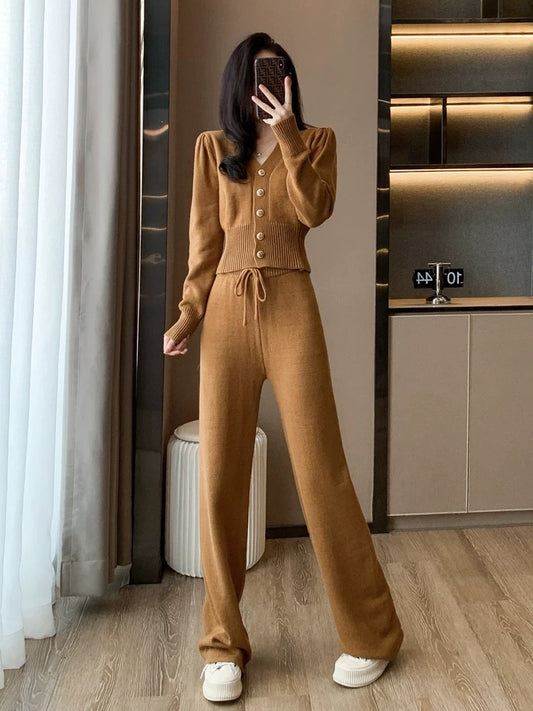 Qingmature Yujie Xiangfeng Knitted Casual Suit Women's Autumn Wear Temperament Fashionable Western Style Sports Wide Leg Pants Two-piece Set