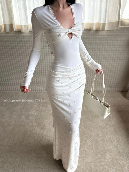 VENUIE French-style long-sleeved lace-trimmed deep V-neck birthday dress, knitted bodycon slim-fit dress.