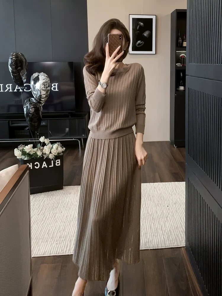 High-end fashionable knitted suit skirt in autumn and winter, slim and fashionable, age-reducing, casual temperament, sweater skirt, two-piece set
