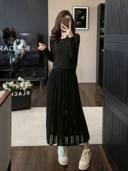 High-end fashionable knitted suit skirt in autumn and winter, slim and fashionable, age-reducing, casual temperament, sweater skirt, two-piece set