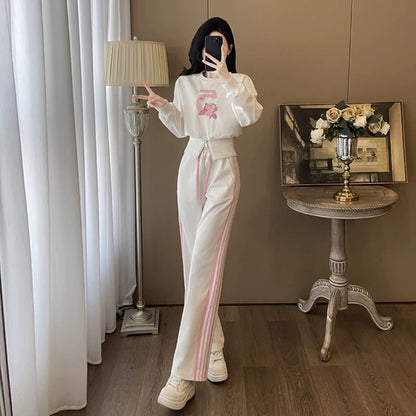 White high-end sports casual suit for women, autumn fashion, fashionable Internet celebrity street sweatshirt, trousers, slimming two-piece set