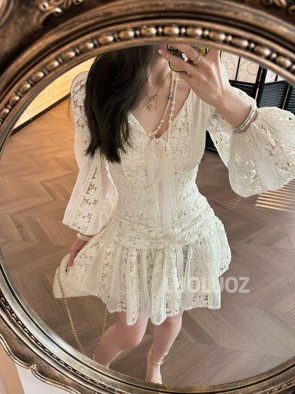 LUOLUOZ [Fragrance Bud] Cotton material temperament hollow heavy work light luxury goddess style short dress JF