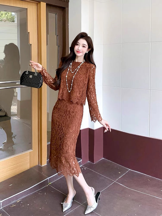 This year's popular beautiful suits for autumn women's clothing 2024 new temperament complete set with two-piece skirt suit