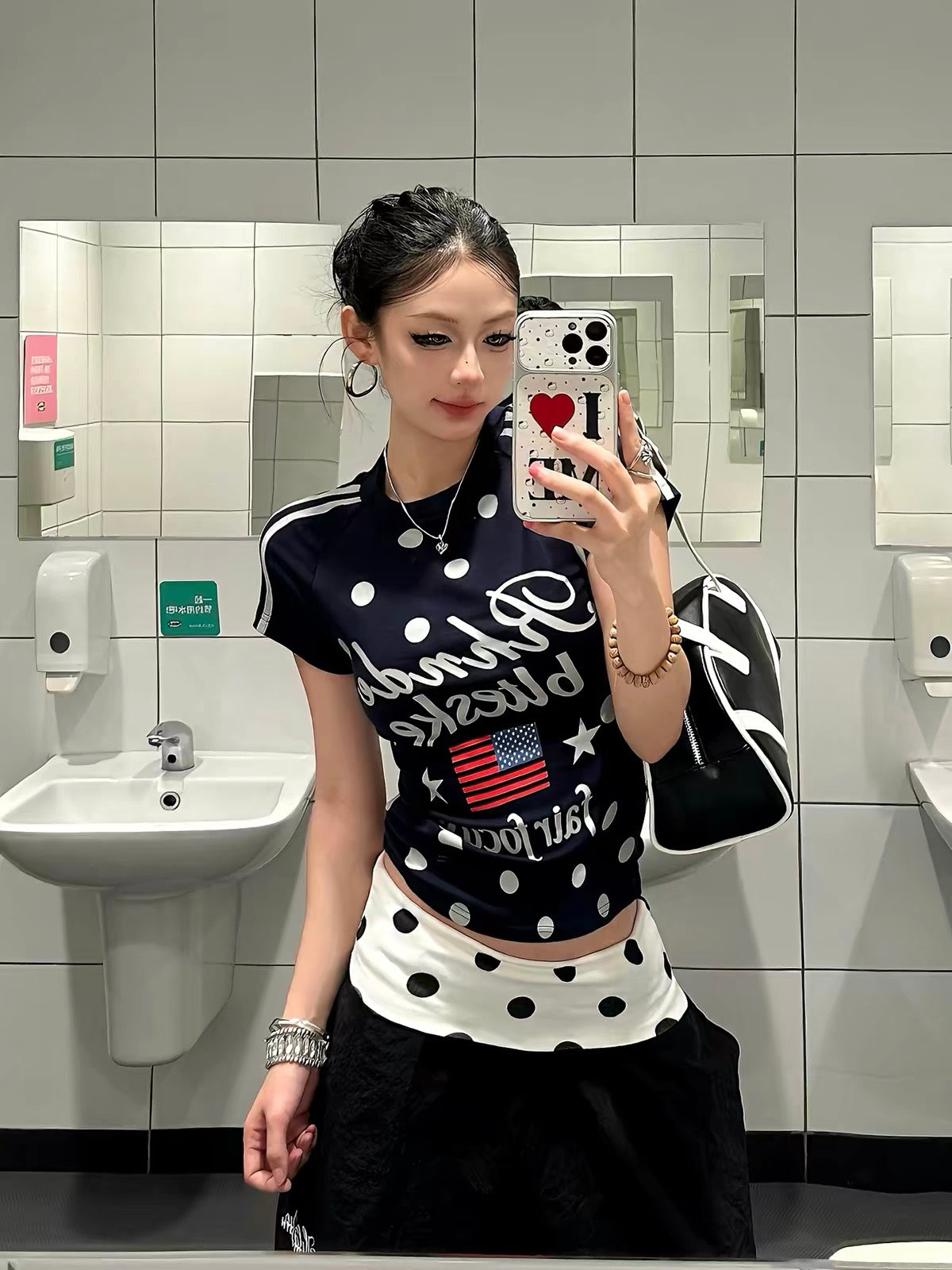 Baobaotang Summer Slim-Fit Raglan-Sleeve T-Shirt with American-Style Letter Print & Polka Dots – Stylish, Versatile, and Flattering (Trendy/Instagram-Style)