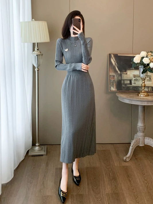 Gray knitted dress for women in autumn and winter, slimming with bottoming sweater, long skirt, high-end, super pretty and elegant skirt