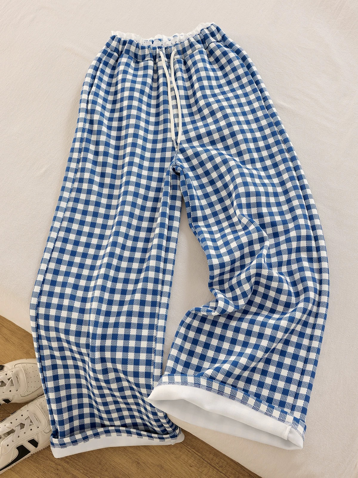 Great~ Can suit all kinds of leg shapes~ Blue and white plaid casual pants for women, loose straight pants, slim spring new style