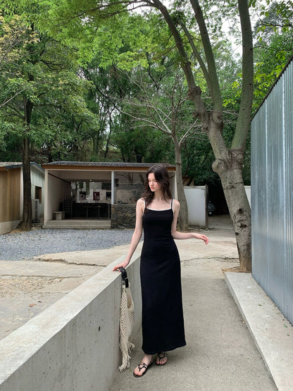 Creamsu's two-piece slim-fit suspender dress for women, summer high-end waist-cinching A-line skirt, versatile long dress.