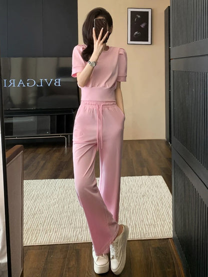 Pink sports and leisure suit for women summer 2024 new fashion age-reducing internet celebrity short-sleeved wide-leg pants two-piece set with western style