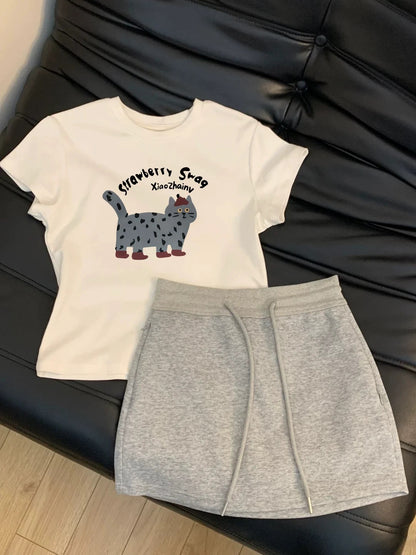 Can be salty or sweet~very stylish! Slim fit straight shoulder with white short-sleeved T-shirt female new gray short skirt two-piece suit