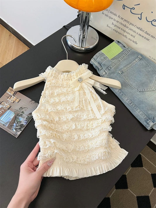 Jade Closet flagship store recommendation: A uniquely designed halter-neck sleeveless vest top with a pure and alluring style.