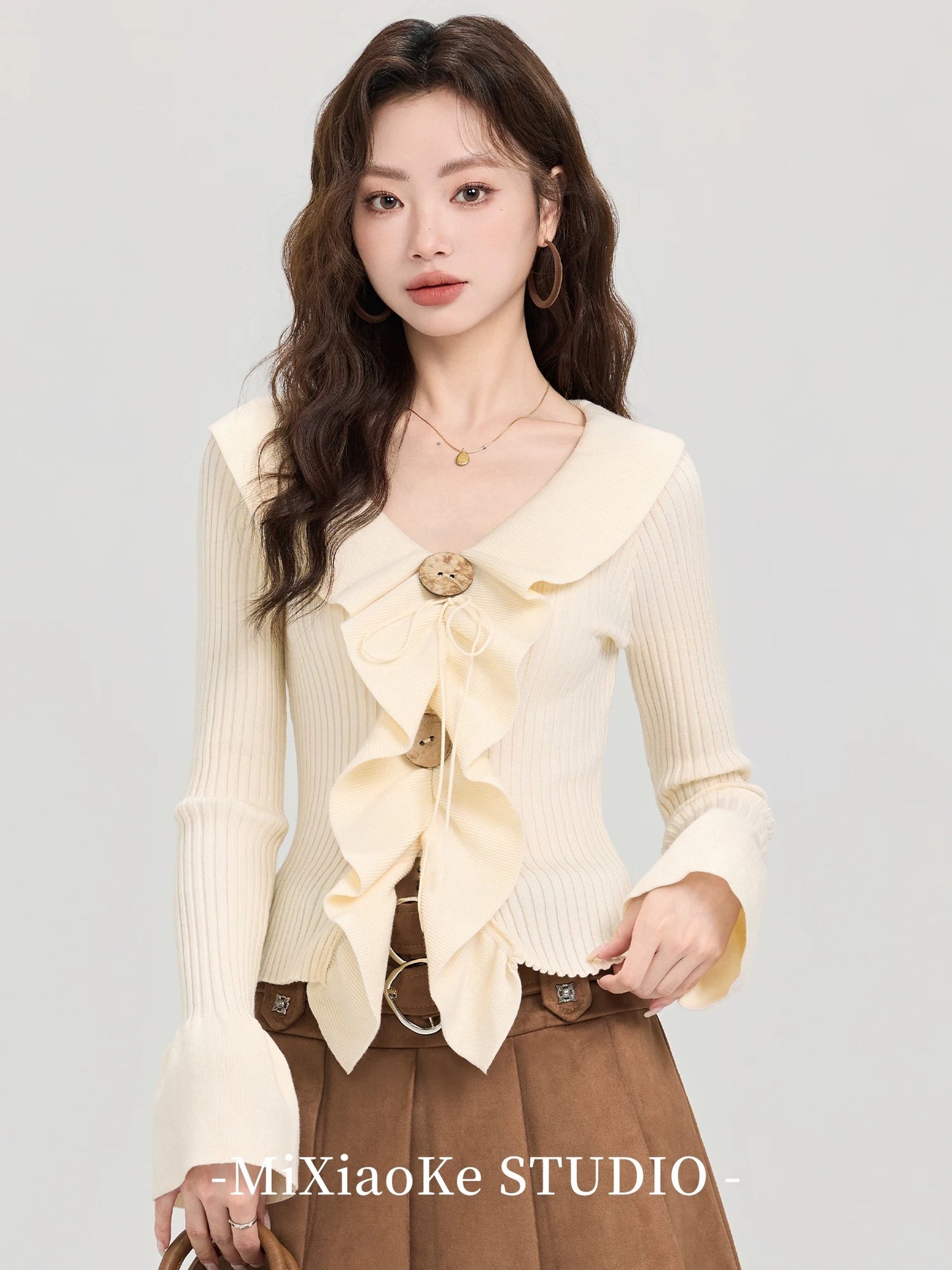 Mi Xiaoke French sweet ruffled V-neck sweater for women autumn and winter 2025 new irregular long-sleeved top