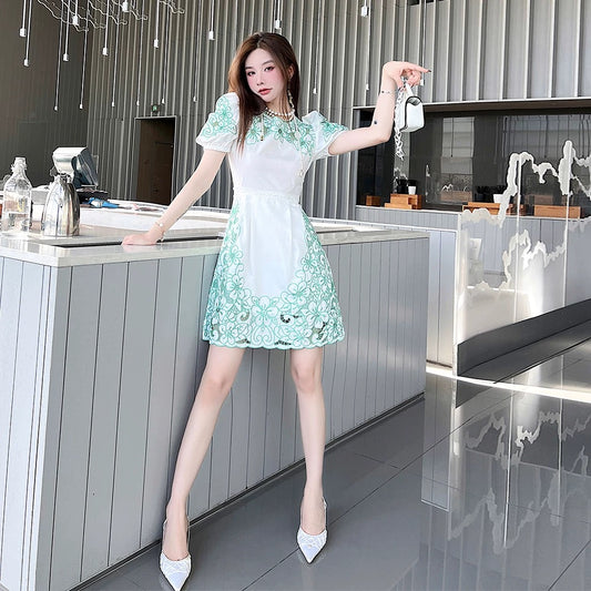 Summer 2025 new women's white A-line skirt temperament puff sleeves chic pure cotton high-grade embroidered dress