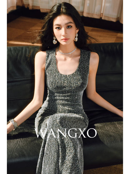 WANGXO｜Shining and dynamic battle robe｜Dazzling silk and starry sky rhinestones｜Slim-fitting fishtail sleeveless dress