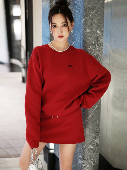 MIUCO air layer red loose silhouette sweatshirt + sports shorts lined skirt set