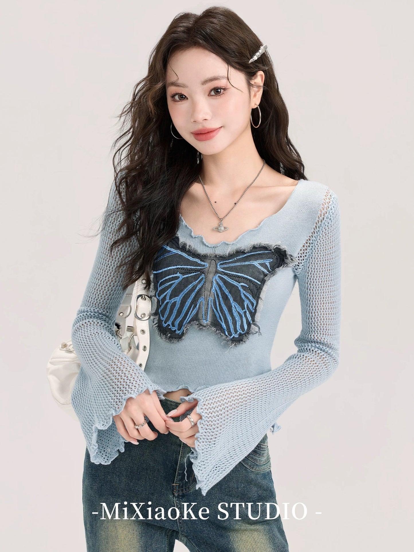 Mi Xiaoke design butterfly print hollow long-sleeved T-shirt female autumn American retro sweet hot girl short top
