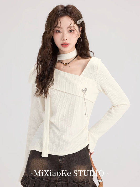 Mi Xiaoke French retro white v-neck long-sleeved knitted sweater for women in early autumn, slim fit and elegant top