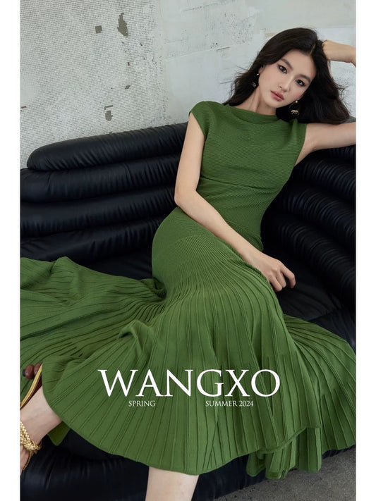 WANGXO｜24-count hyperbolic ice hemp|10 hours of craftsmanship|Single-shoulder covered shoulder knitted slim fishtail skirt