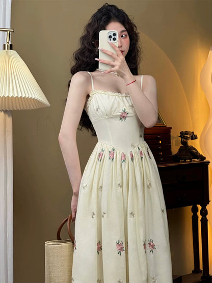Mrs. Xiao [Junior Teacher] Apricot tea break suspender dress French retro embroidery temperament seaside fairy dress for women